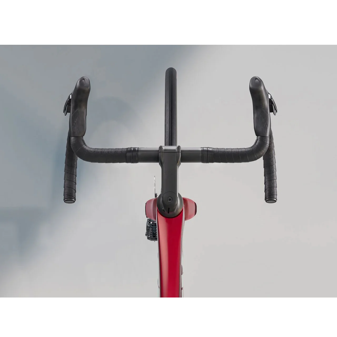 2025 | Madone SL 6 Gen 8 - Image 18